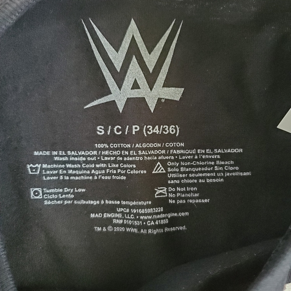 NWT WWE WrestleMania XIV - Picture 2 of 13